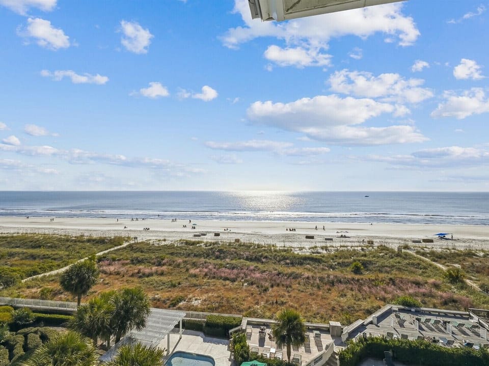 Welcome to 3502 SeaCrest!