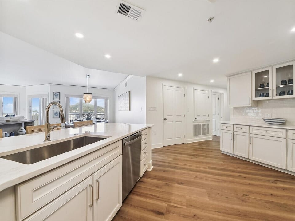 Kitchen at 3409 Windsor Court South