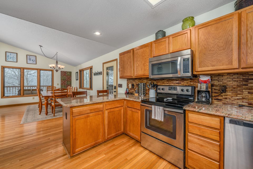 Set your sights on your modern kitchen amenities!