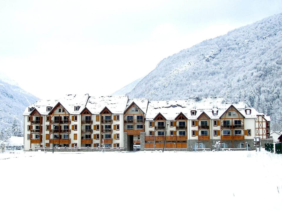 Holiday Home Exterior [winter]
