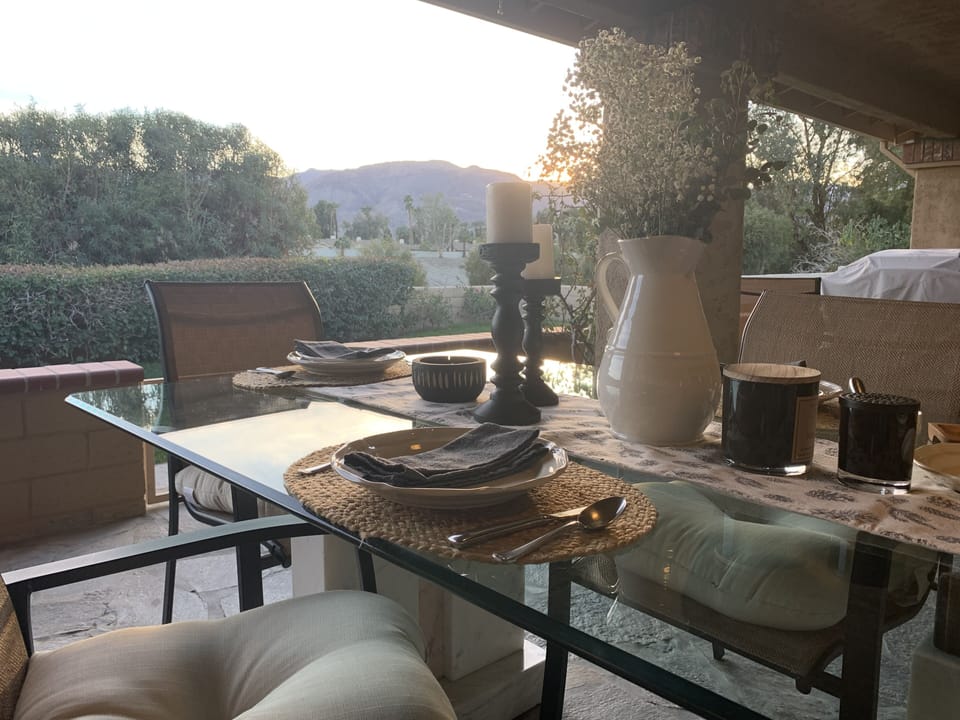 Al Fresco Dining with mountain view