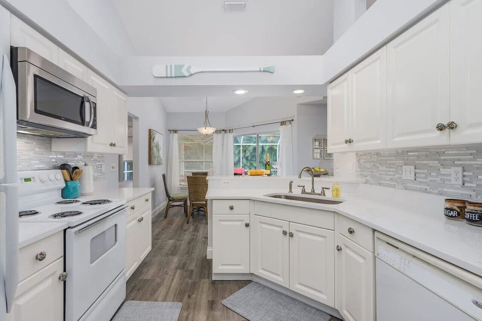 Fully equipped kitchen for all your vacation needs