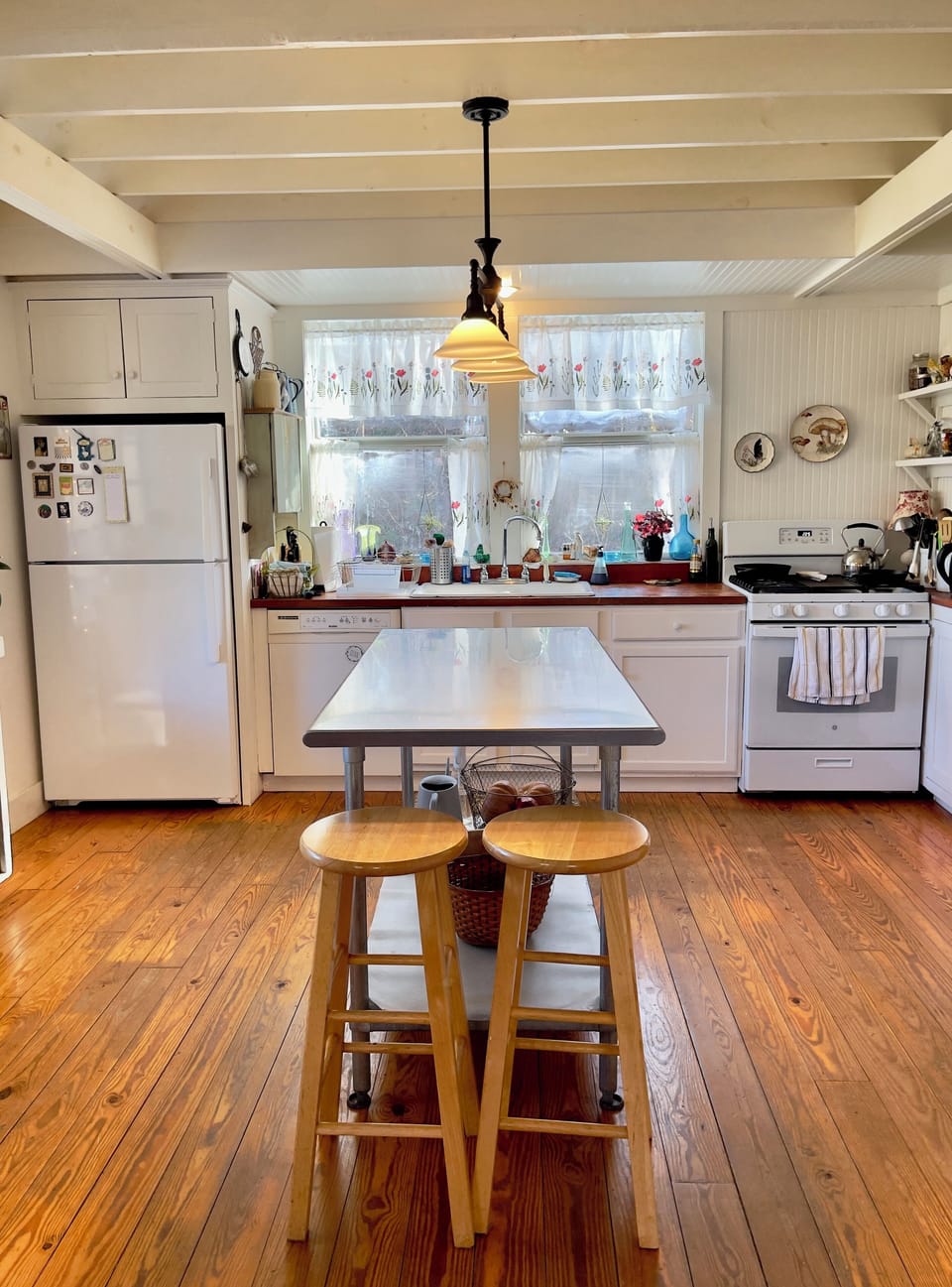 Roomy Kitchen