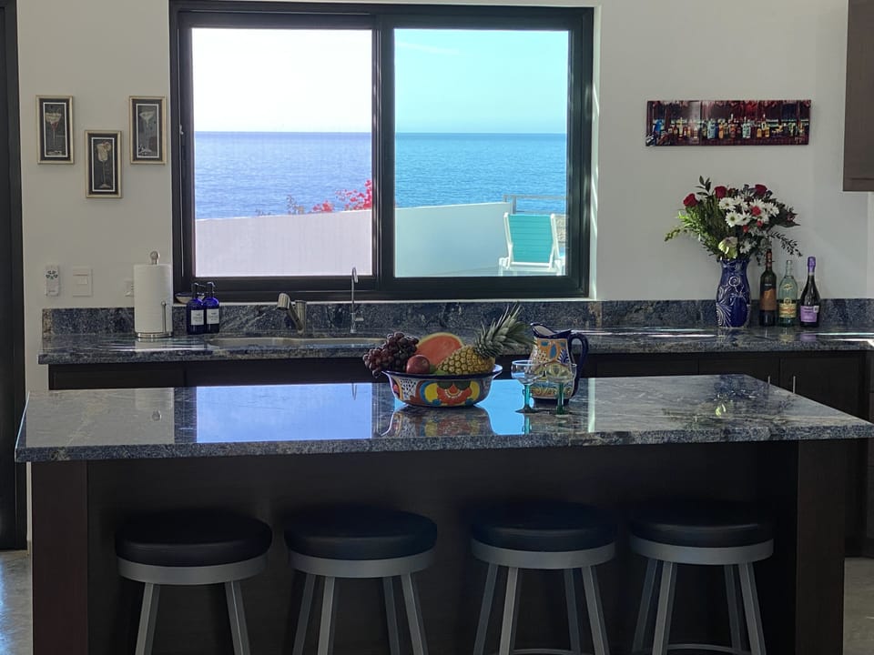 Seating for four at the large island! 