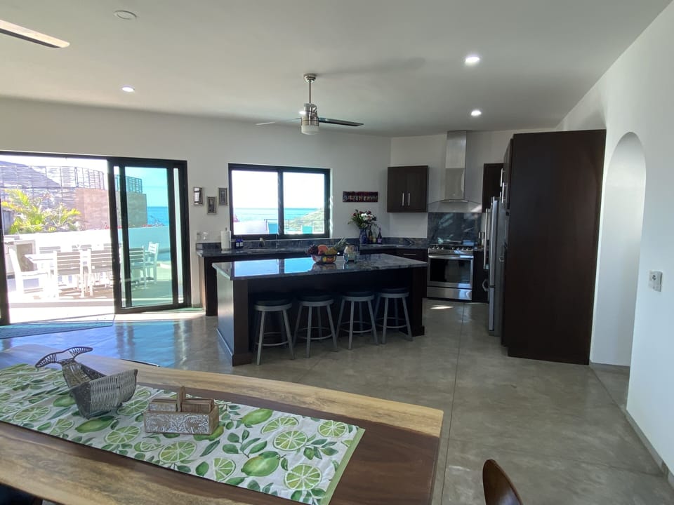 Open concept floor plan!