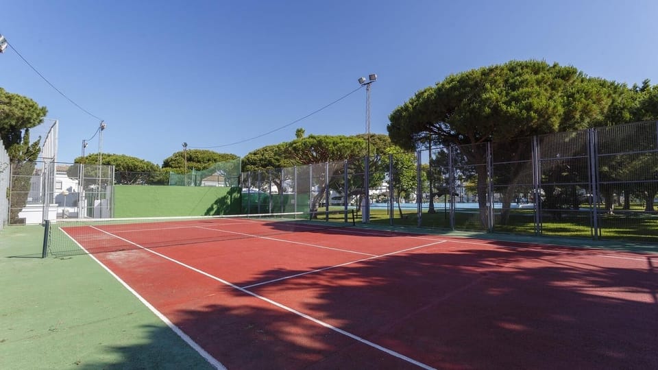 Sport court