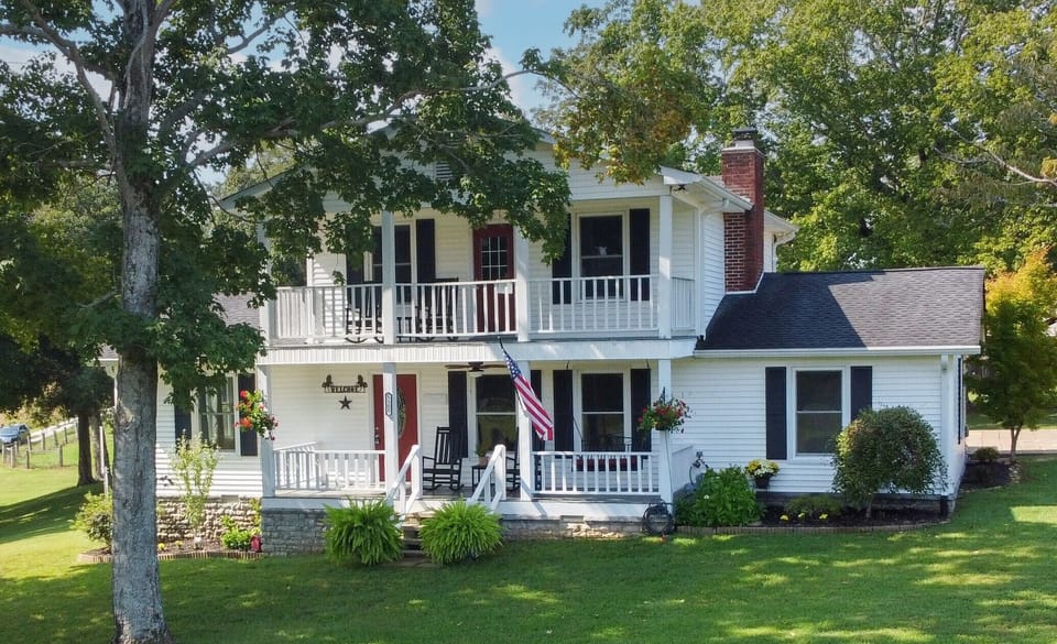 Summer at the Farmhouse!