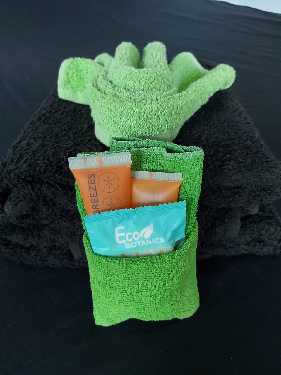 Bathroom amenities