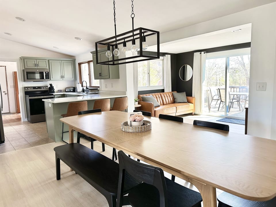 Dining + Kitchen