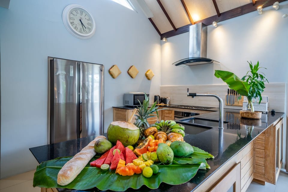 Palm Putri -Tropical Holiday Haven - Beachside Sanur (758)