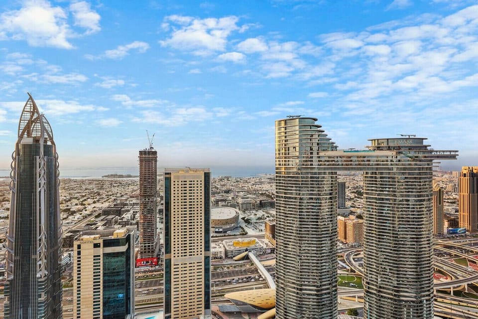 City View: Savor breathtaking panoramas from this high-rise gem in the heart of Dubai!