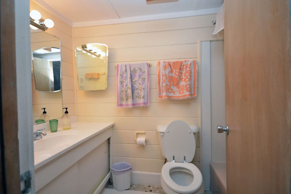 HALL-BATHROOM