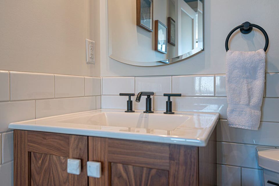 MASTER-BATH