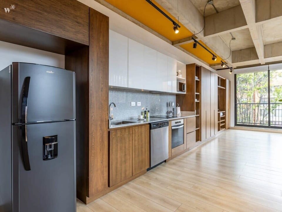 Fully equipped kitchen