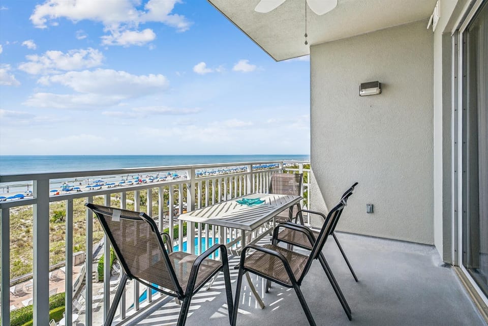 Private 4th Floor Balcony at 3403 SeaCrest