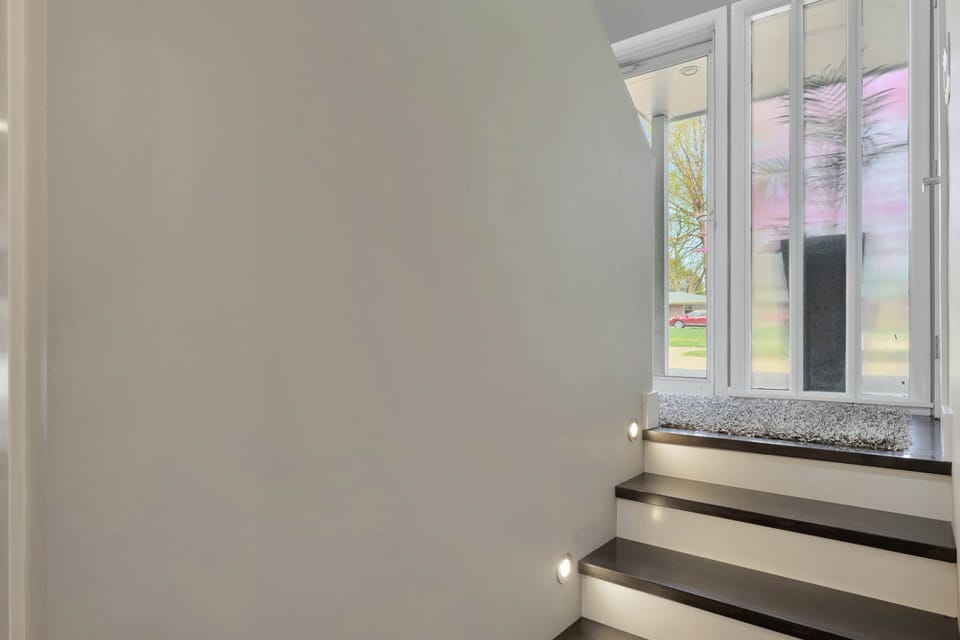 dbfba346-b691-421d-916a-b5a1a5bcca63