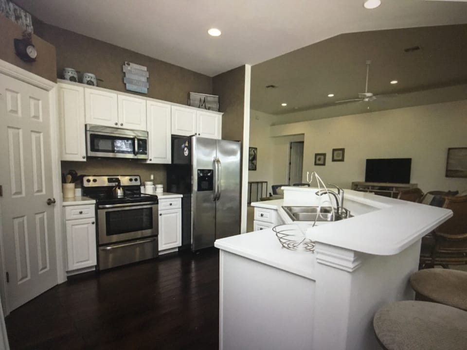 Updated kitchen with new stainless steel appliances