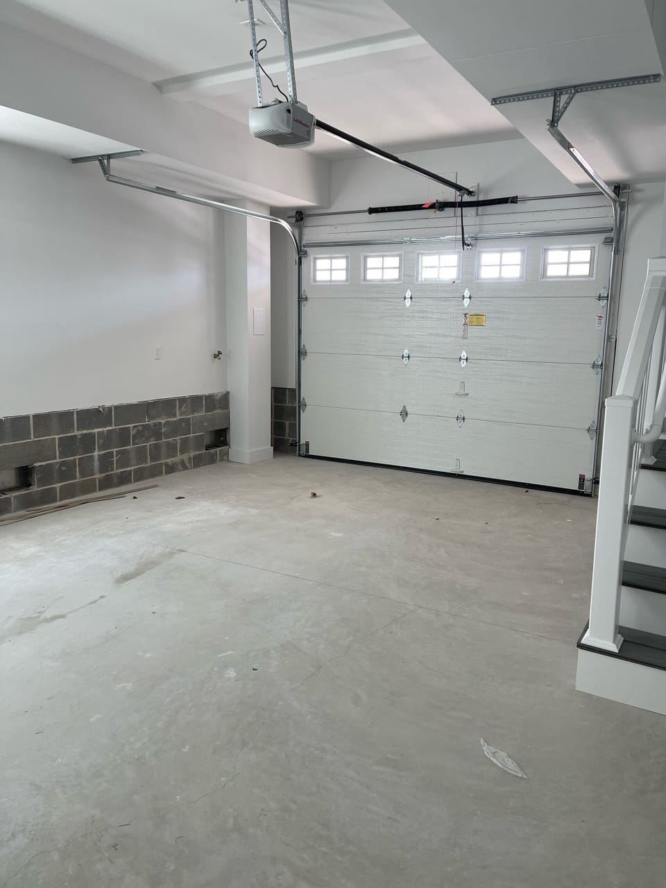 Spacious garage for one car and all your bikes and beach gear