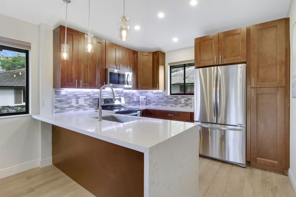 The well-equipped kitchen is ready for you to enjoy.