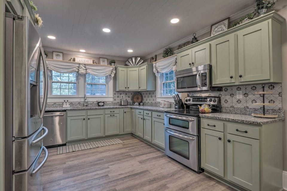 Kitchen | Fully Equipped | Cooking Basics
