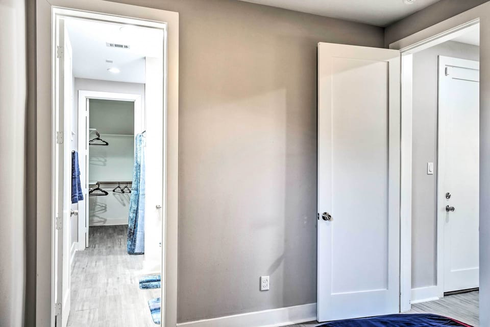 Bedroom 2 | En-Suite Bathroom