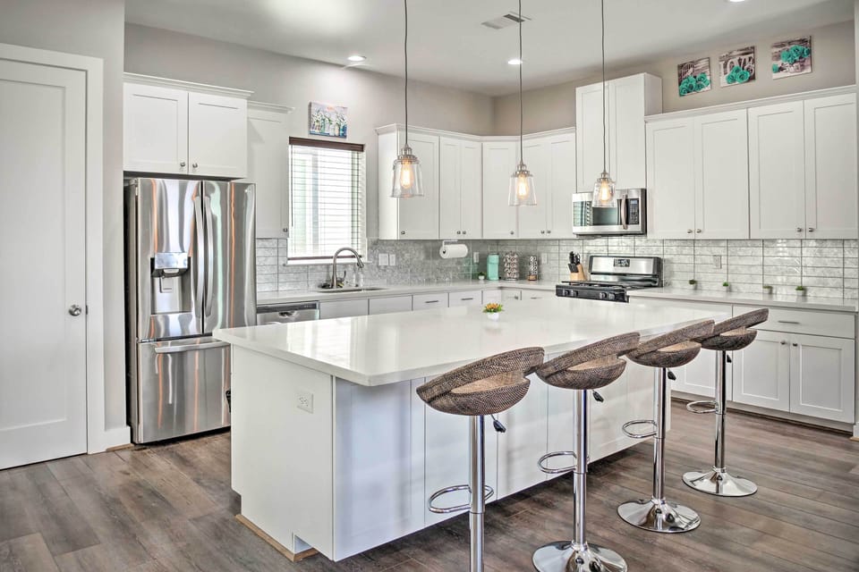 Fully Equipped Kitchen | Cooking Basics | Coffee Maker