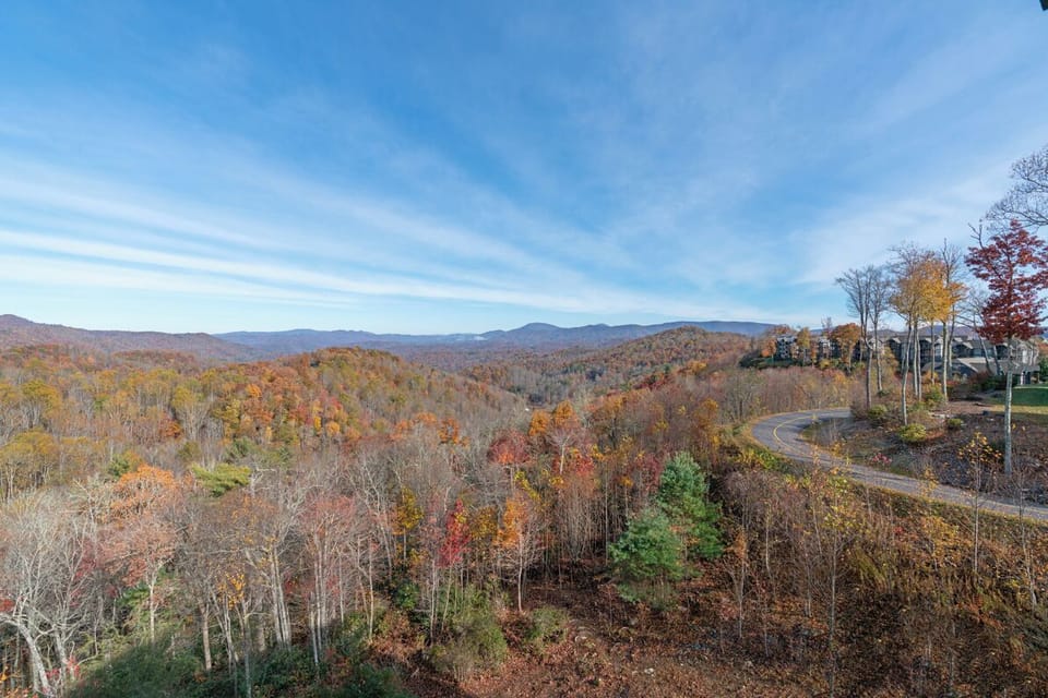 Autumn Mountain View