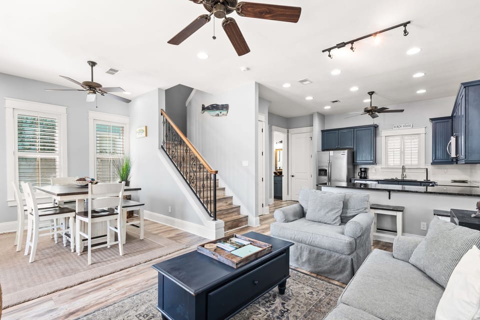 BREEZE - Living area