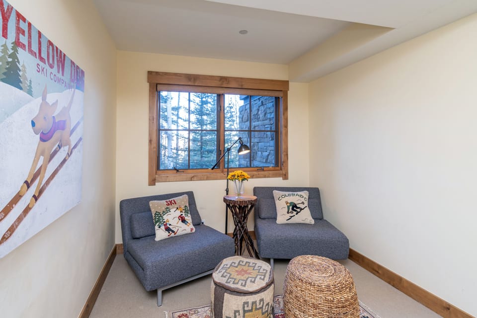 6.1-lodge-at-belvedere-mountain-village-vacation-rental-Guest-Suite3-2