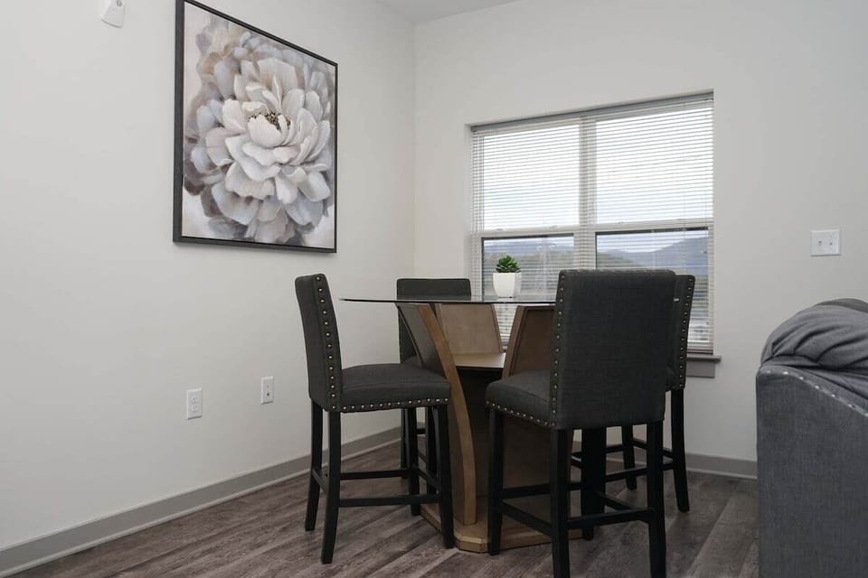 Dining for four with mountain views.