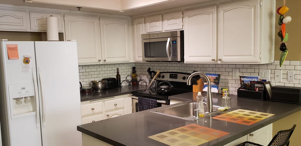 Fully equipped kitchen