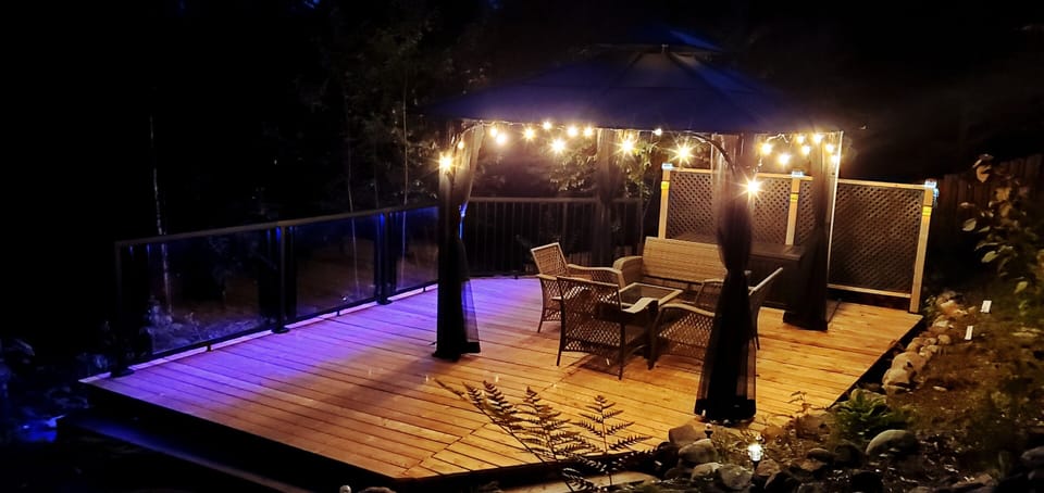 Front of lake - Gazebo night view 