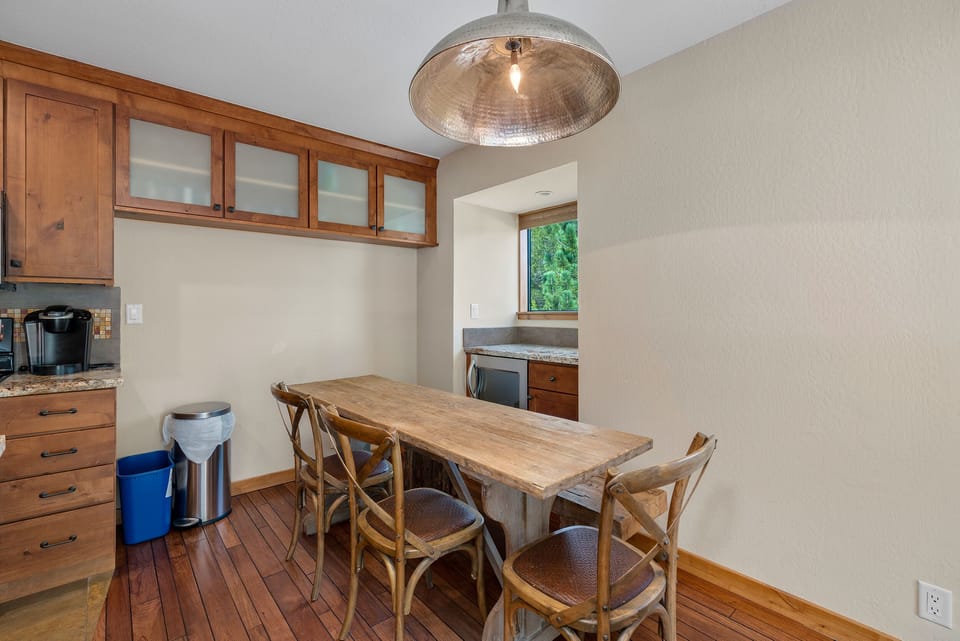 Rectangular dining table seats 4