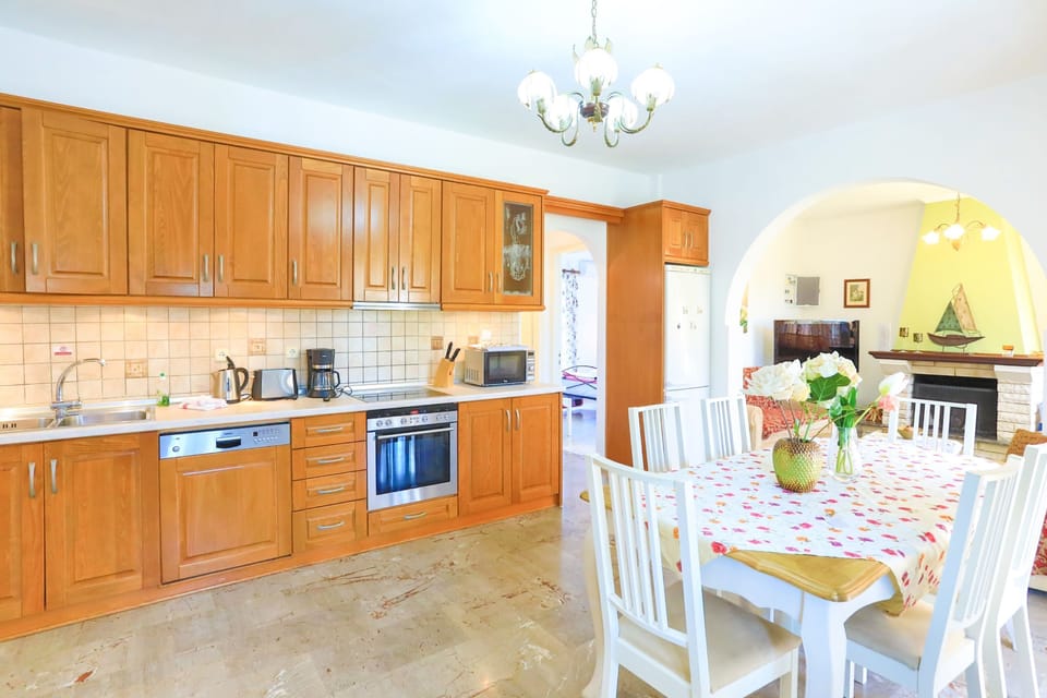 Kitchen and dining area