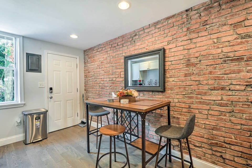 Dining Table | Dishware & Flatware Provided