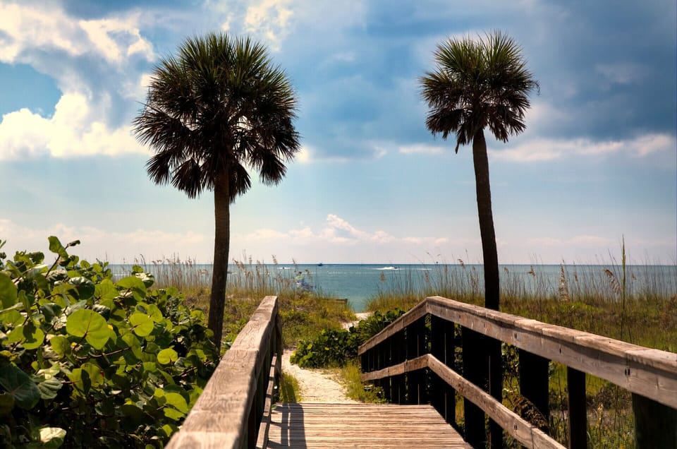 Wander the boardwalk path to sand, surf, and sea breezes.