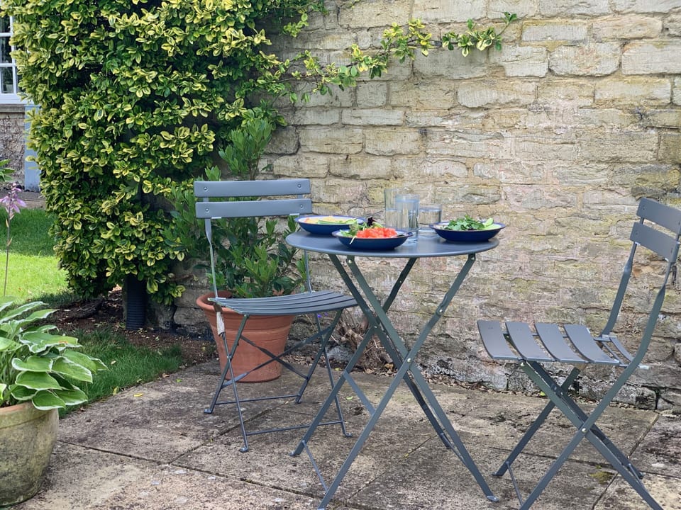 Patio table