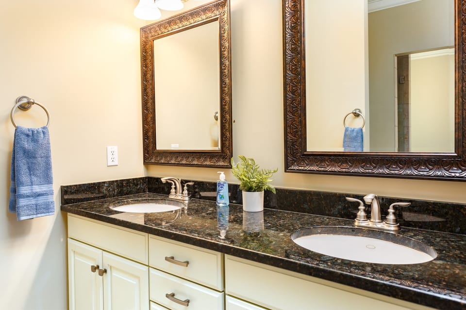 Enjoy 5-star cleanliness! We make sure your accommodations are sparkling clean for your comfort, health and safety. [Bathroom 1]