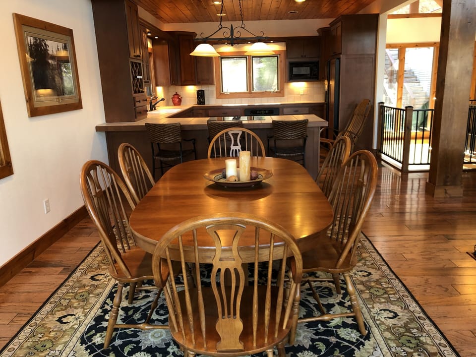 Dining area seats 6.  Additional table leaf available for 8 seats total.  