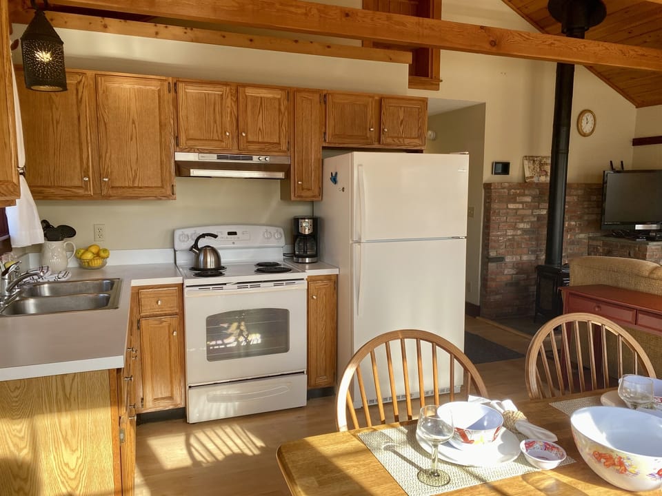 Stocked kitchen!