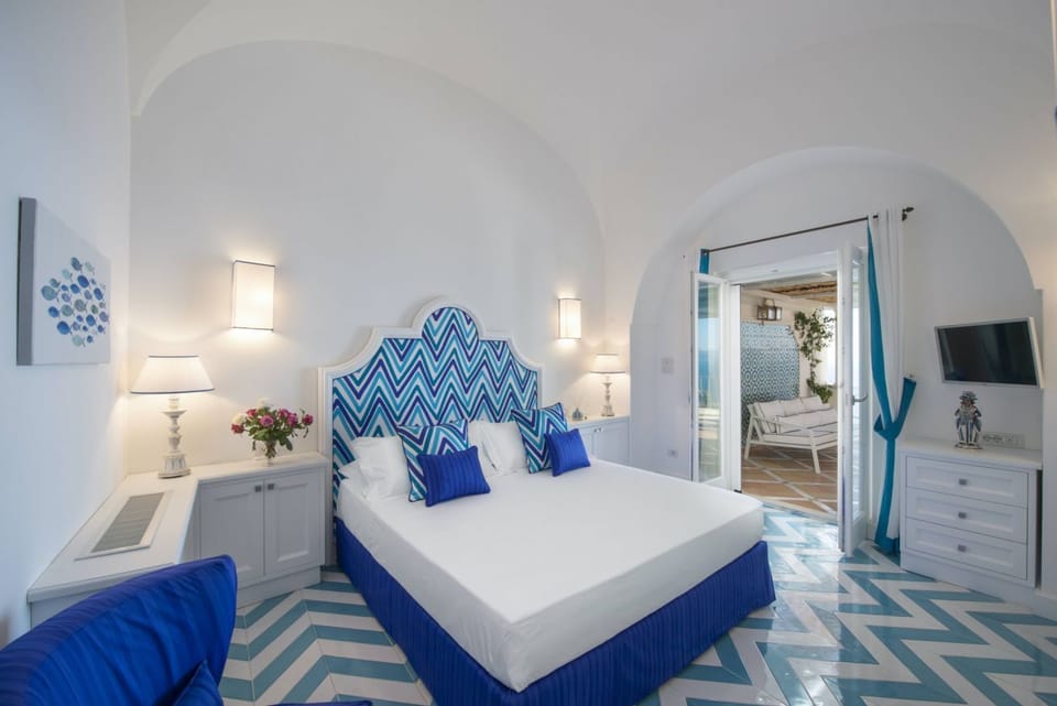 MyExclusiveItaly - Exclusive Villa in Praiano with Pool & View Villa in Praiano
