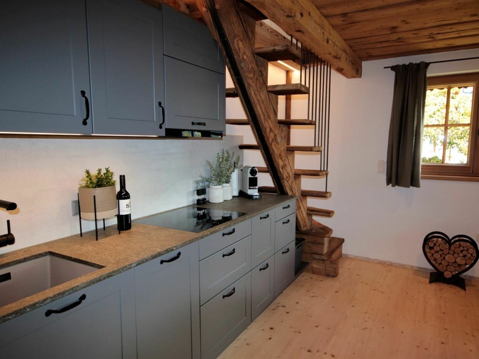 Cabinetry, Building, Furniture, Property, Window, Countertop, Drawer, Wood, Interior Design, Architecture