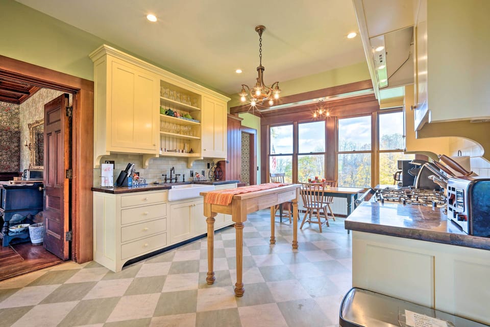 Fully Equipped Kitchen | 1st Floor | Cooking Basics | Dishware & Flatware