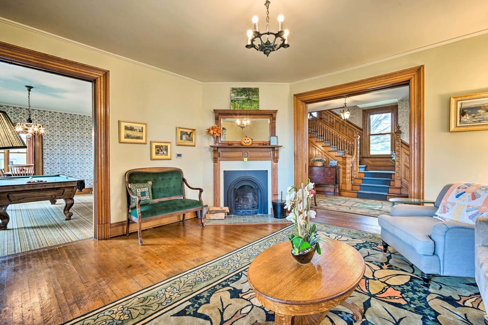 Moriah Vacation Rental | 5BR | 5.5BA | Stairs Required | 3,500 Sq Ft