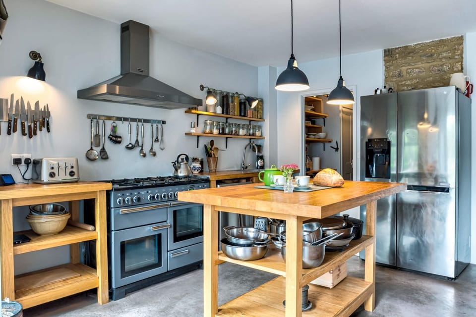 Discover Cotswolds Cottages Port Meadow 011