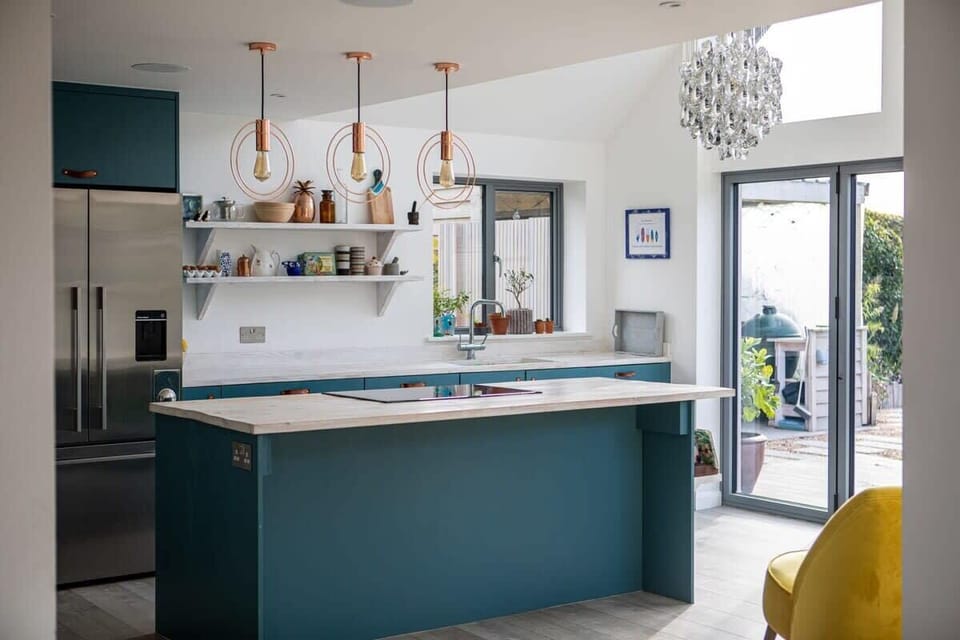 Prepare your favourite meals in the fully equipped kitchen with a vast kitchen island