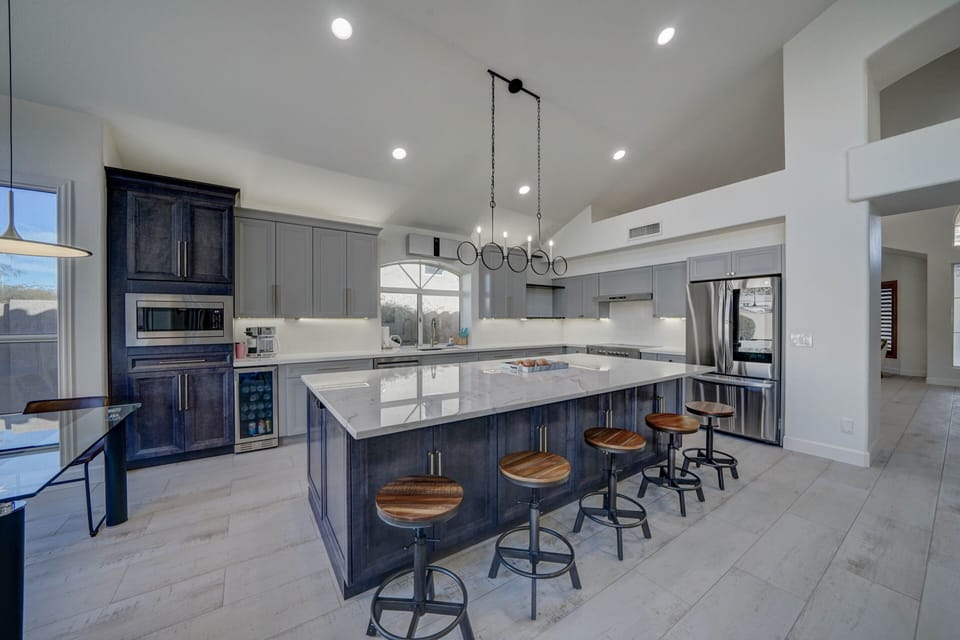 Massive 10ft island with quartzite countertop 