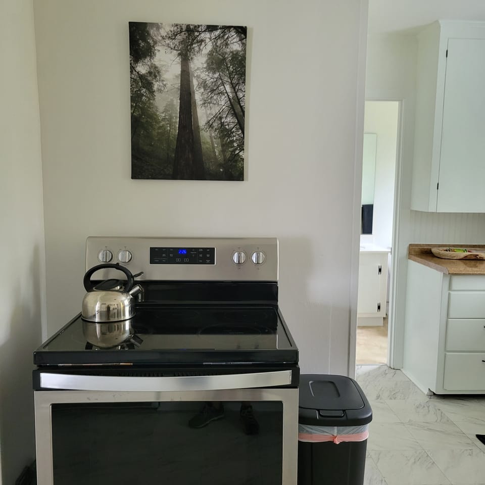 Glass cooktop