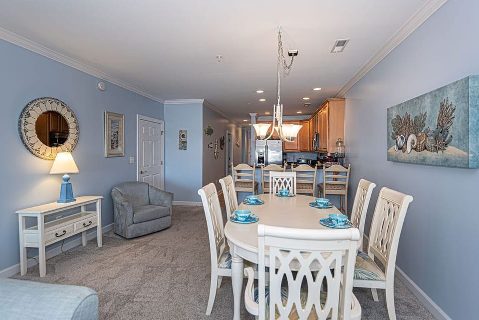 Dining-Area
