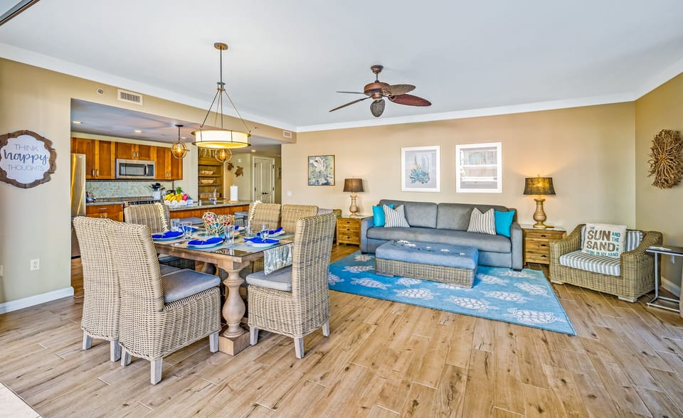 living/dining area